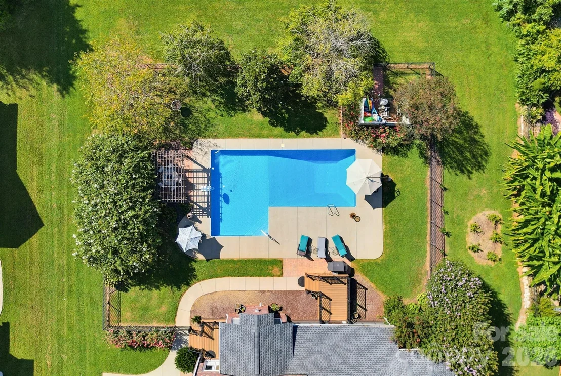 Photo of 1177 Springlake Road