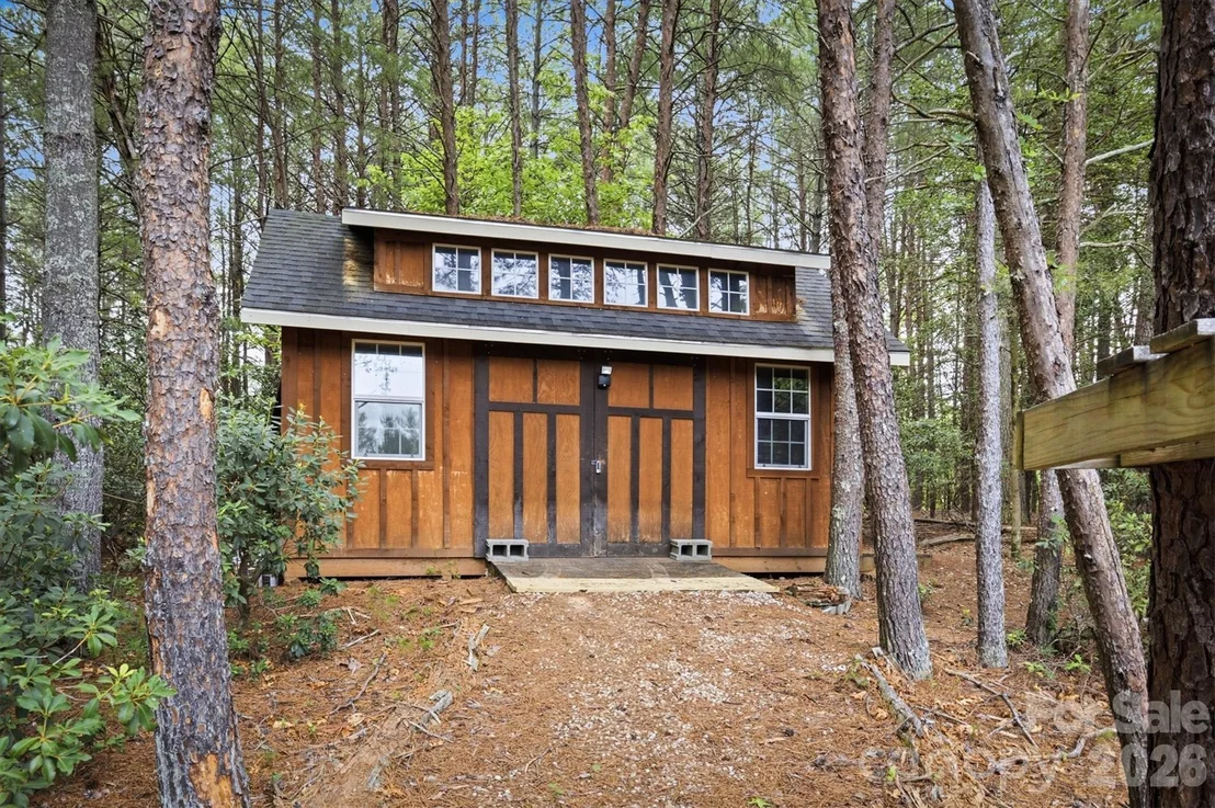 Photo of 2185 Cottage Park Road