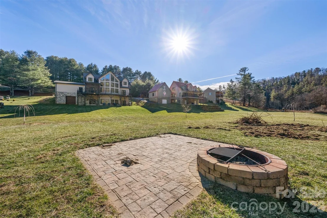 Photo of 446 Green Meadows Drive
