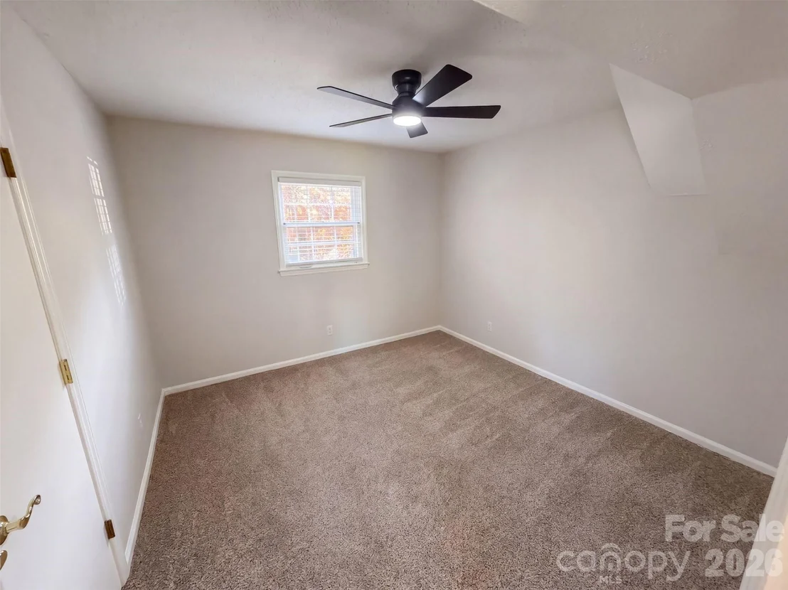 Photo of 1030 Mclaughlin Drive