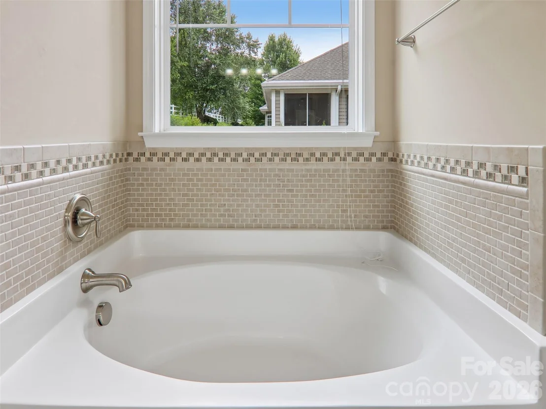 Photo of 11 Eagle Pointe Way