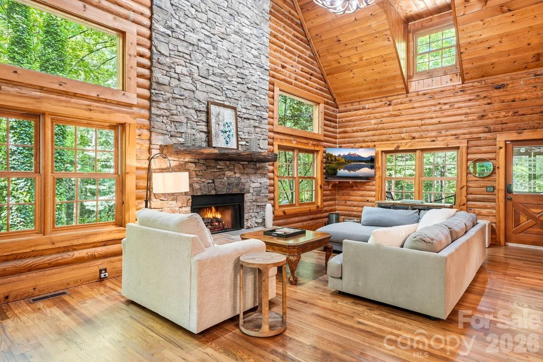 Photo of 16 Shadow Brook Drive