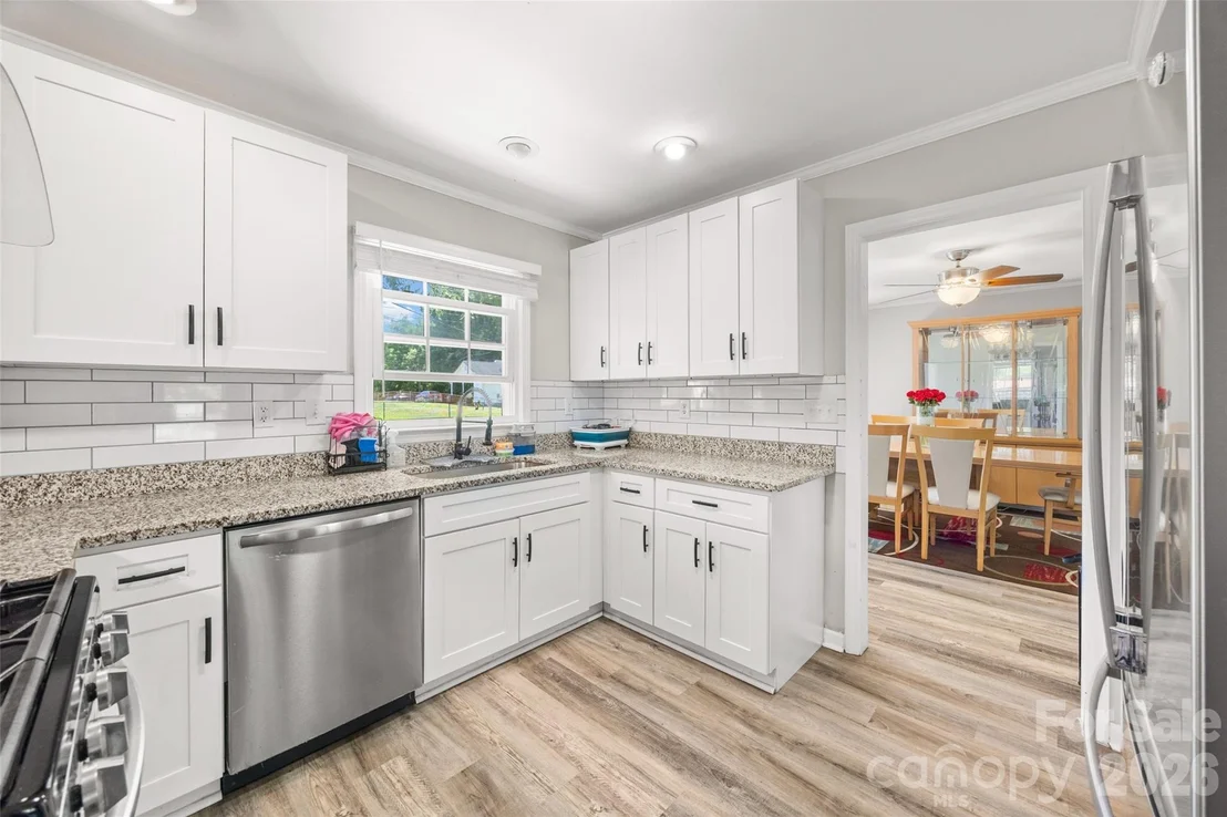 Photo of 2323 Hedgewood Circle
