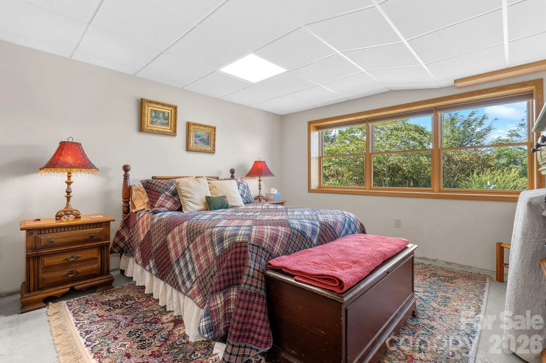 Photo of 1013 Perry Road