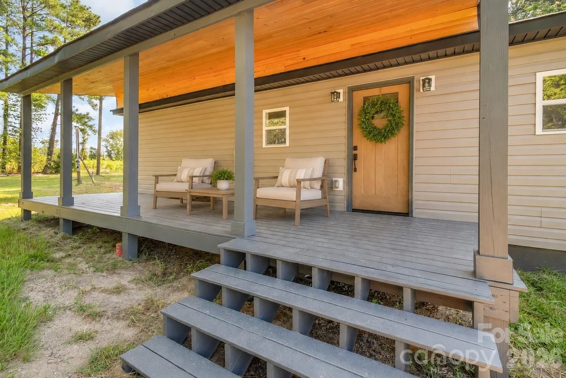 Photo of 500 Gregory Road