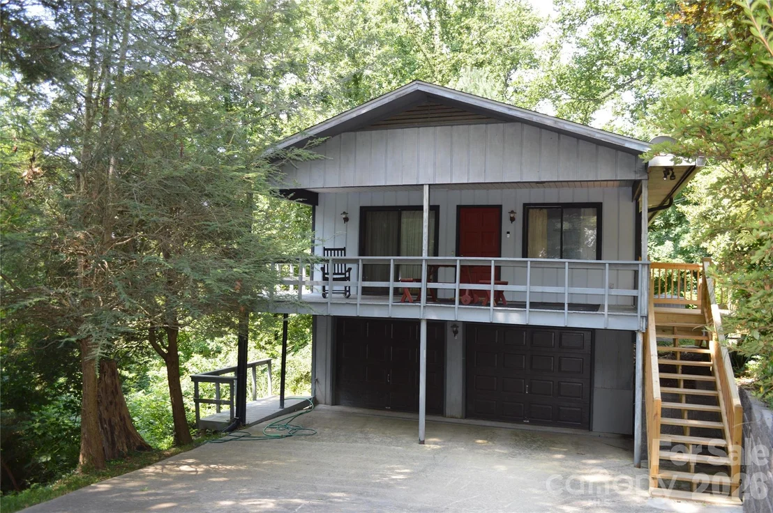 Photo of 184 Laurel Road