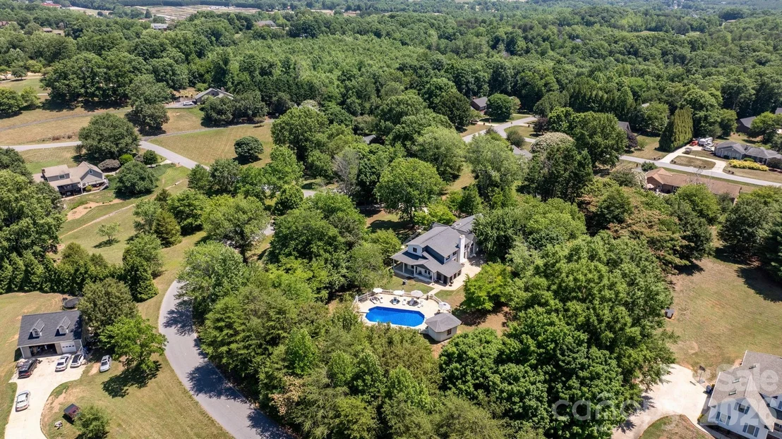 Photo of 1314 Shirebourn Drive