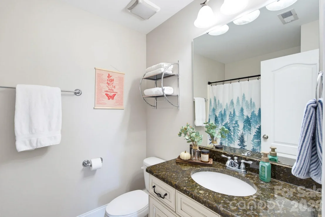 Photo of 3060 Feathers Drive