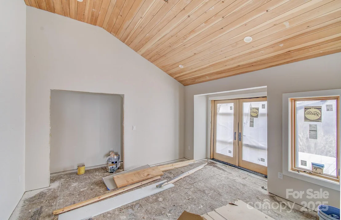 Photo of 475 Dancing Bear Drive