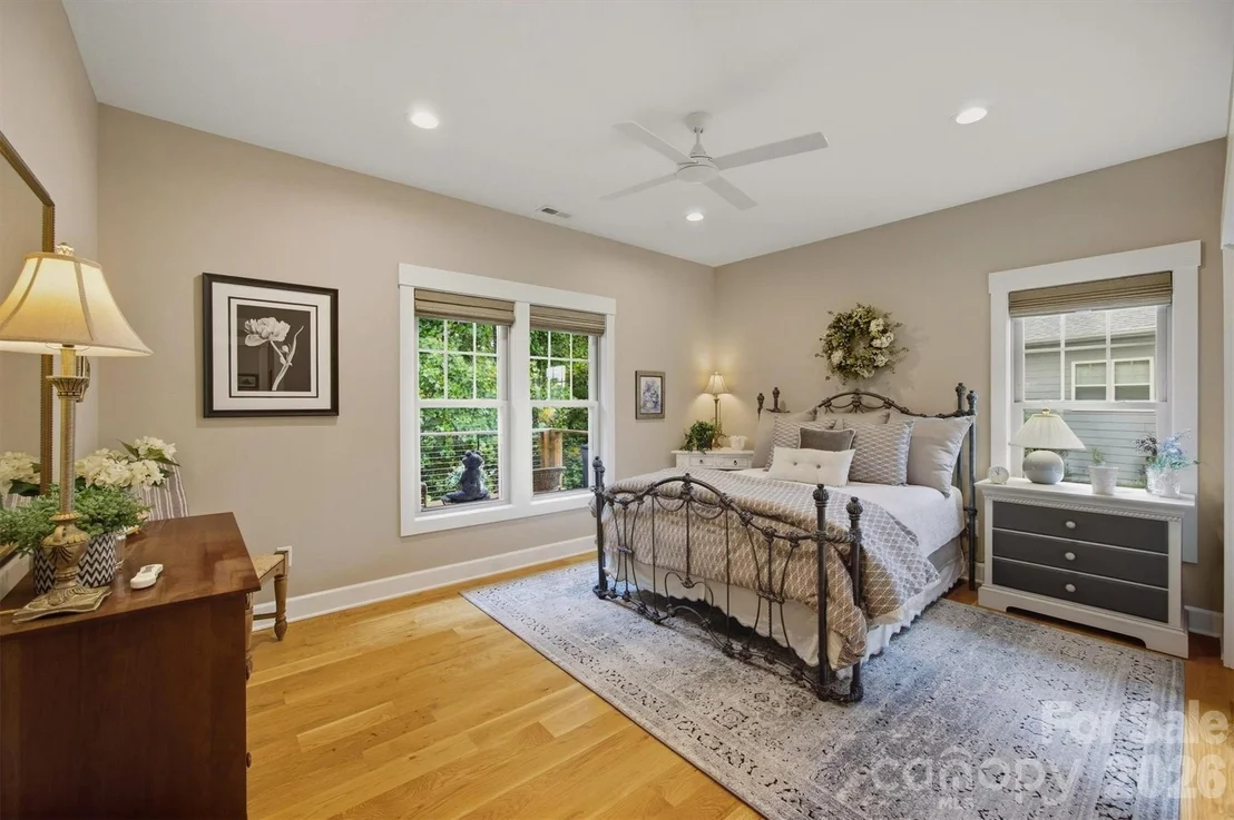Photo of 124 Beechmont Drive