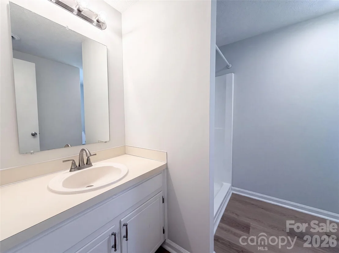 Photo of 609 Ginger Drive