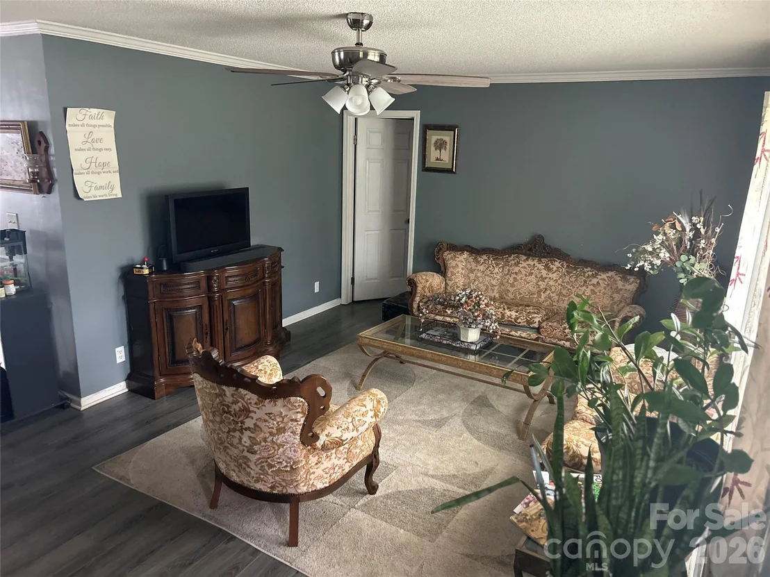 Photo of 1617 Ruby Road