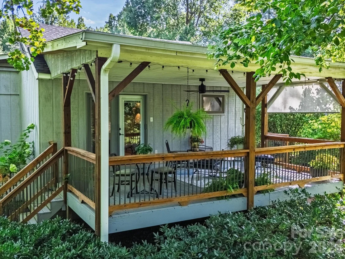 Photo of 110 Aurora Drive