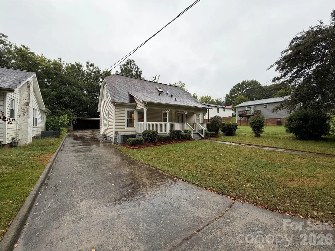 Photo of 199 Vance Drive NE
