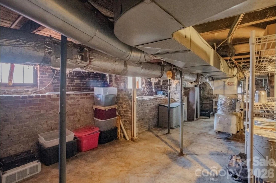 Photo of 401 8th Street