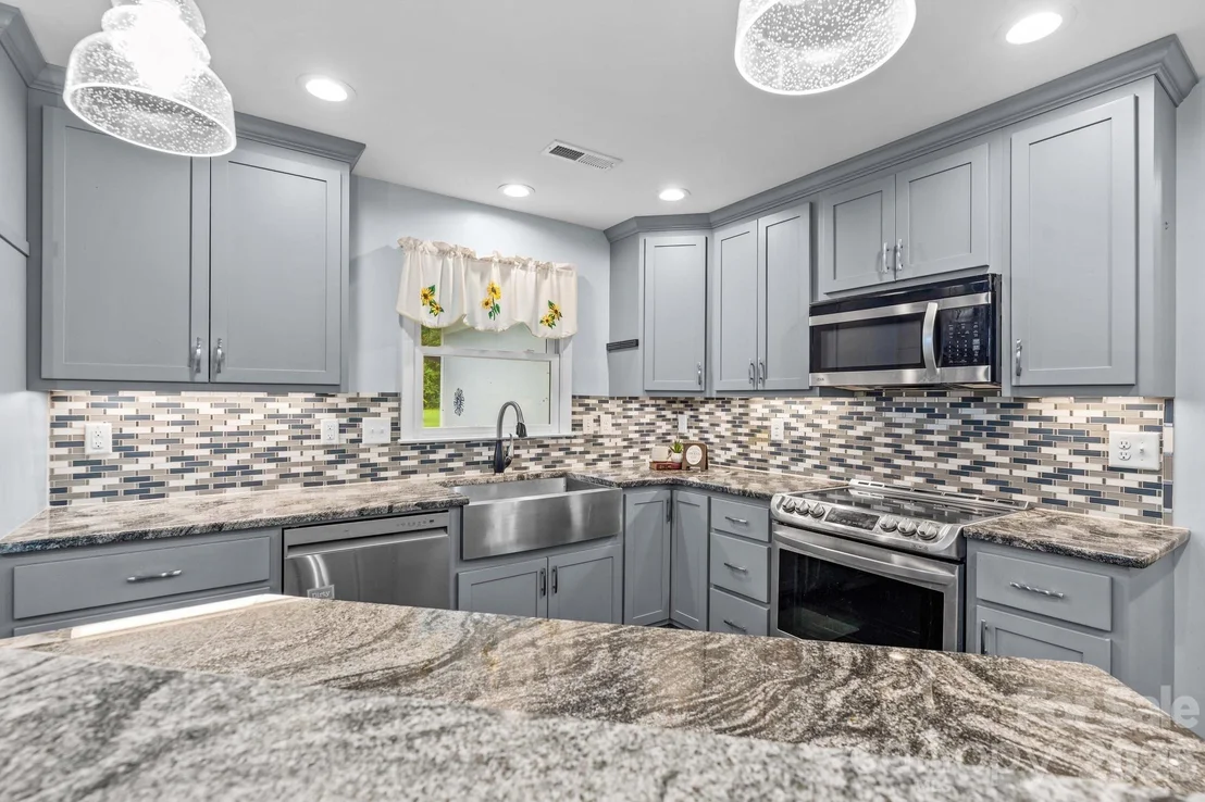 Photo of 465 Bonanza Drive