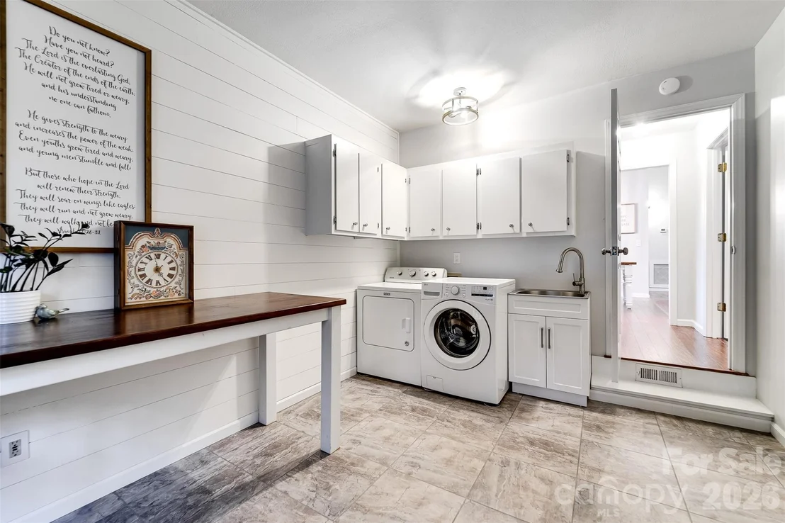 Photo of 115 Indian Trail