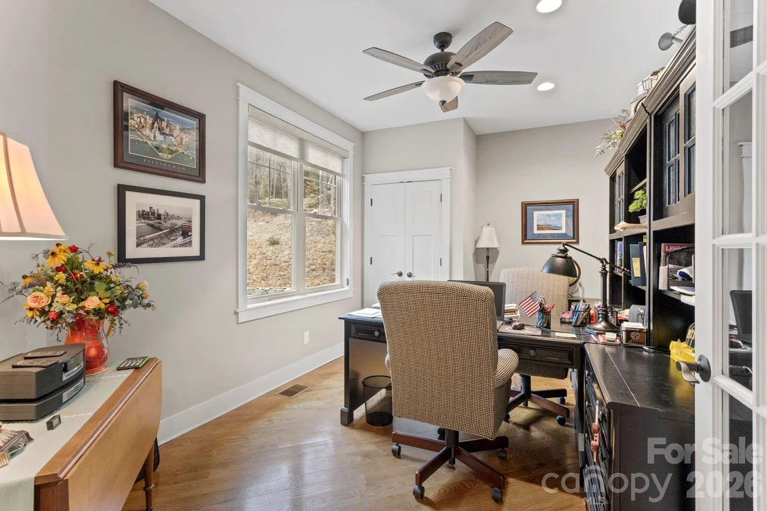 Photo of 719 Overlook Drive
