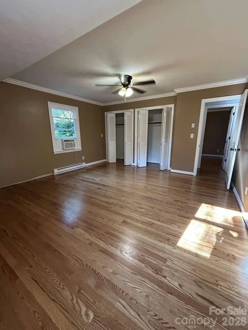 Photo of 1225 Pinebrook Circle