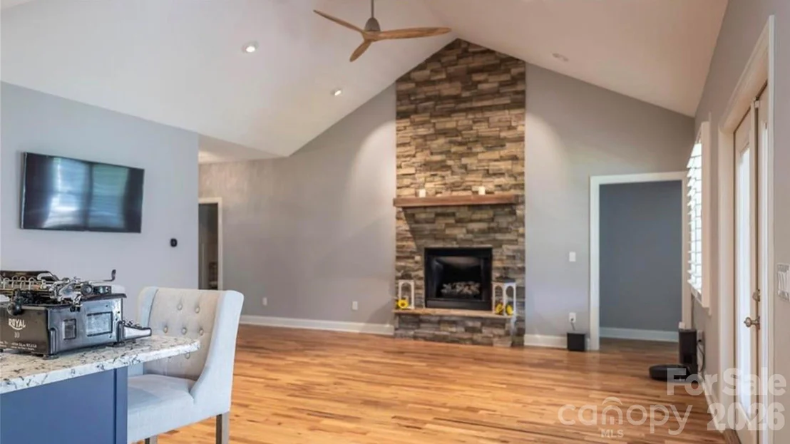 Photo of 1655 Antioch Road