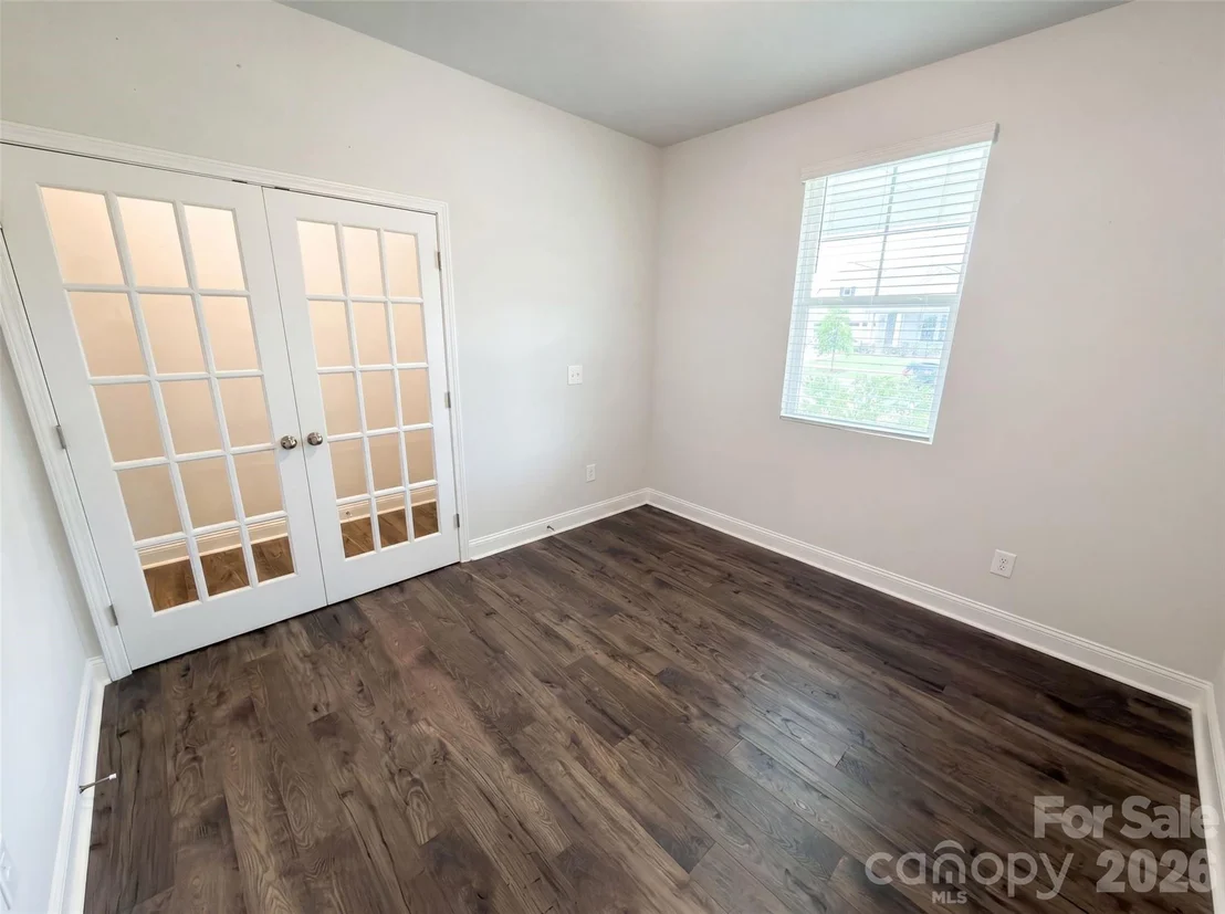 Photo of 1217 Black Walnut Street