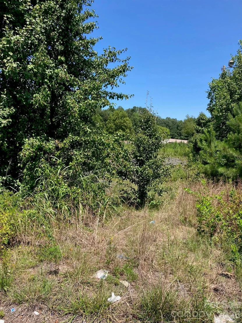 Photo of 1208 Lincolnton Road