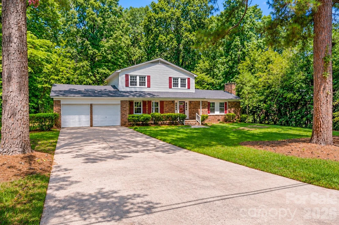 Photo of 755 Cumberland Circle