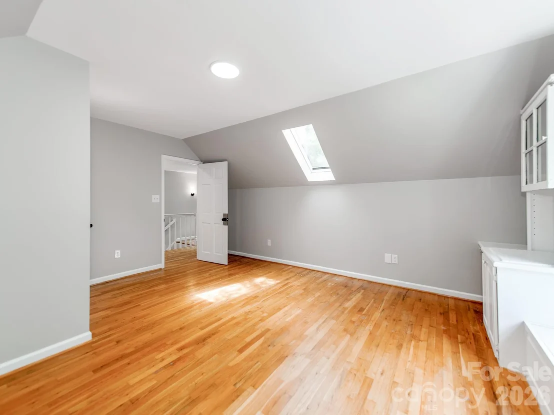 Photo of 113 Falls Street
