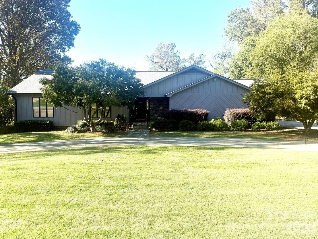 Photo of 3182 Ninth Tee Drive