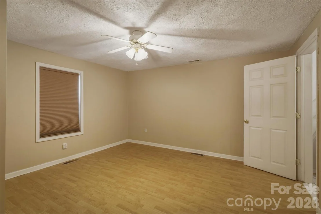 Photo of 2566 Andrews Circle