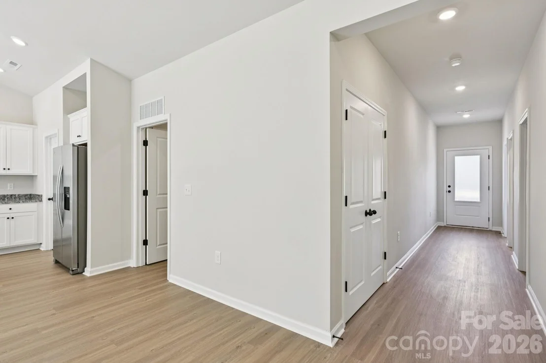 Photo of 802 Willow Estates Drive