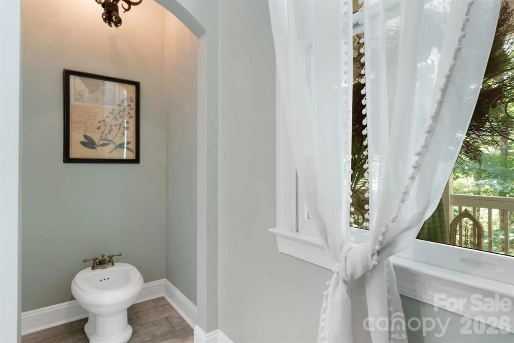 Photo of 175 Green Hills Road