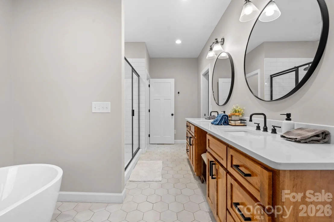 Photo of 94 Silver Fox Ridge