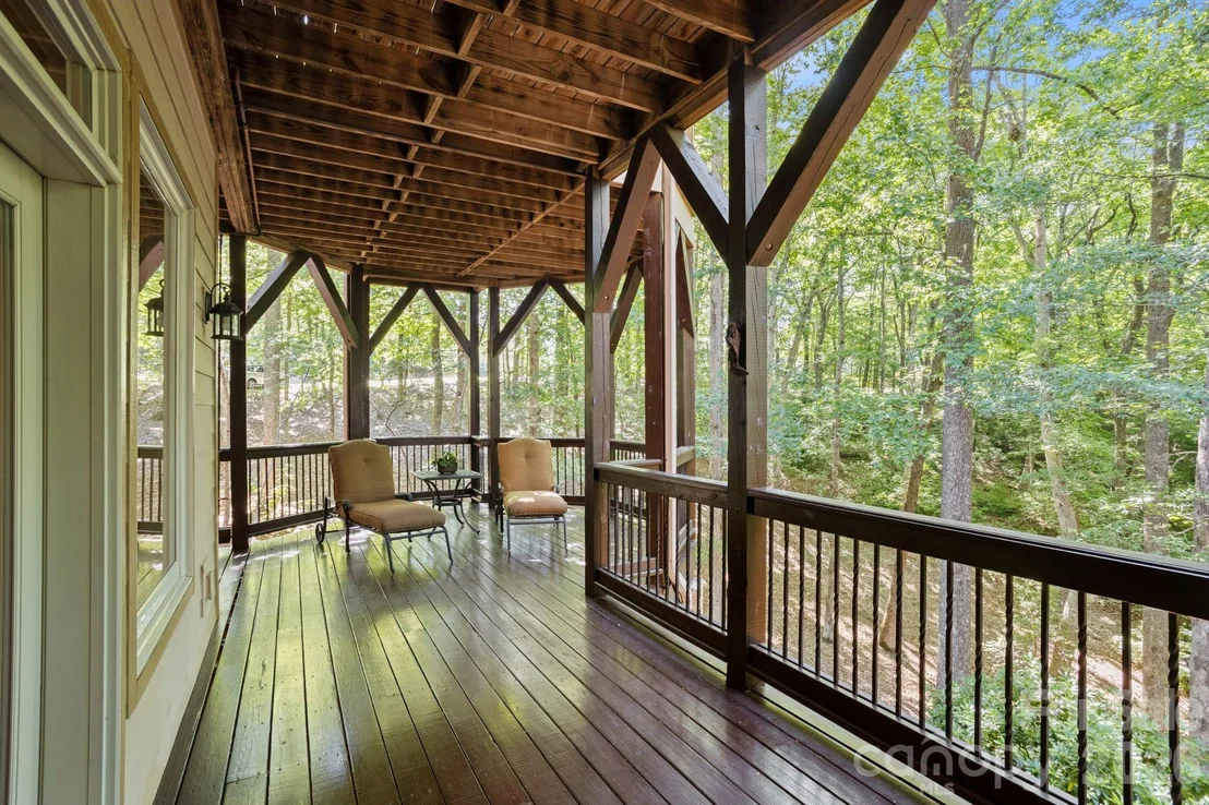 Photo of 132 Pinnacle Peak Lane