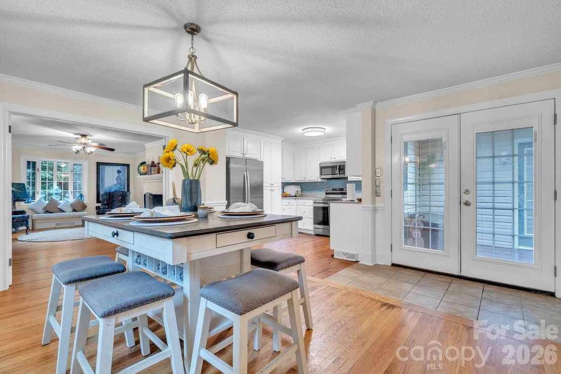 Photo of 103 Forest Avenue