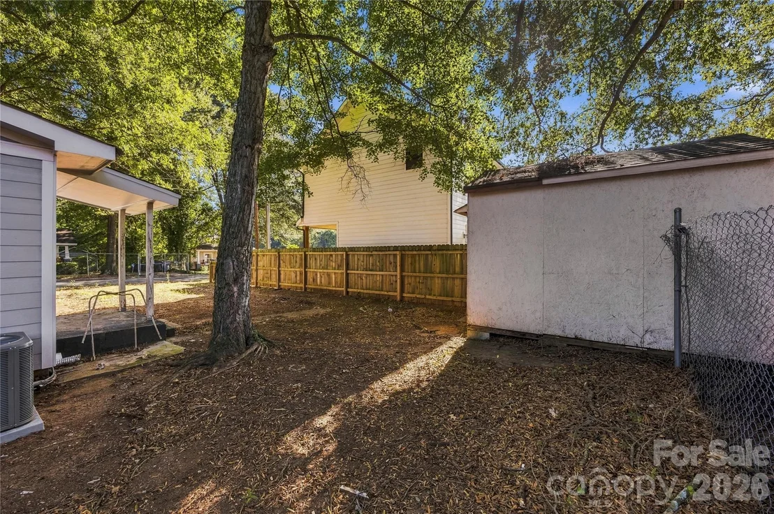 Photo of 1101 Opal Street