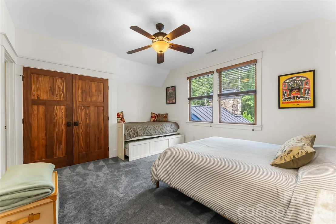 Photo of 3201 Donahue Drive