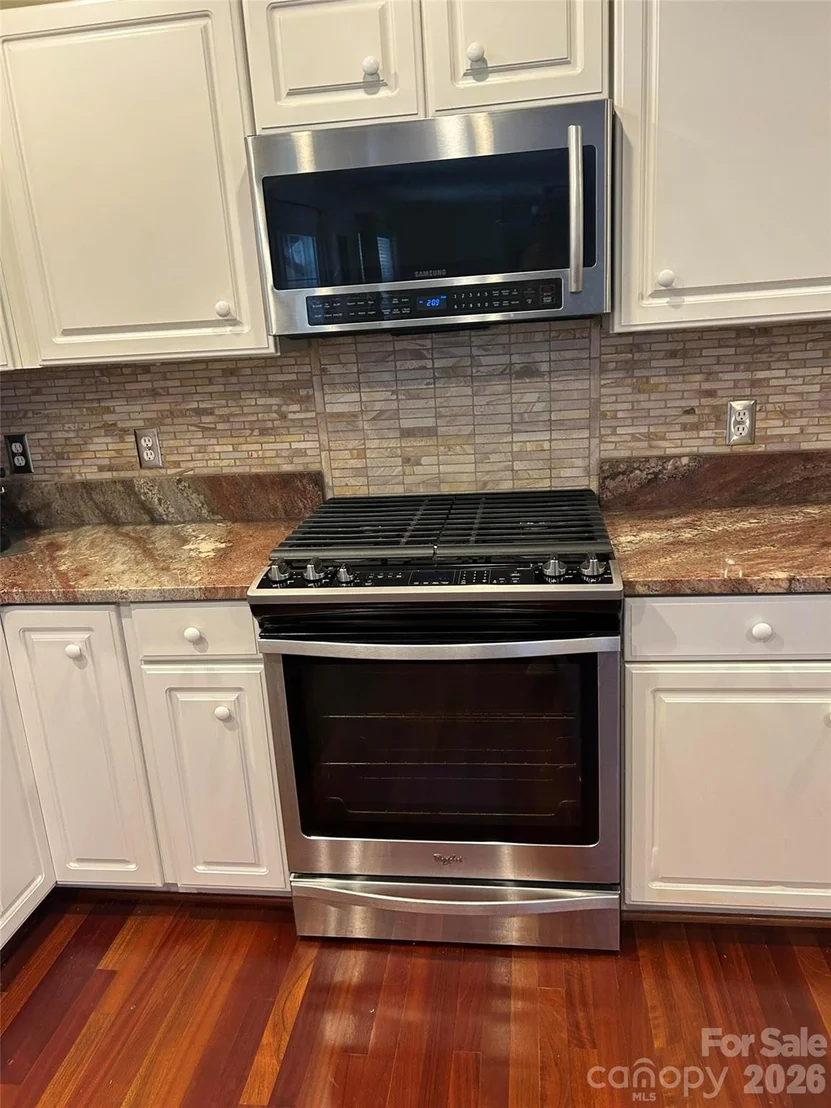 Photo of 323 Swamp Fox Drive