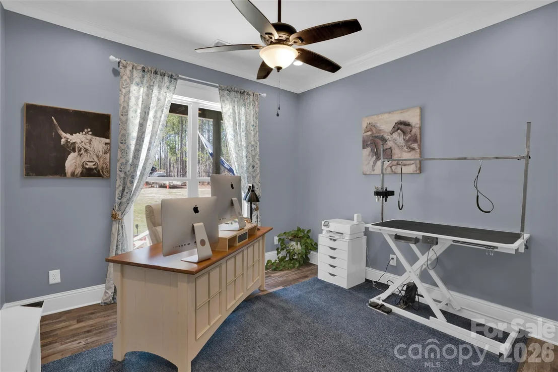 Photo of 2138 Lockhart Road