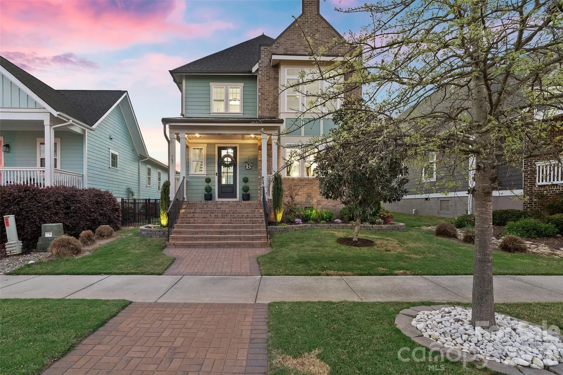 Photo of 767 Digby Road