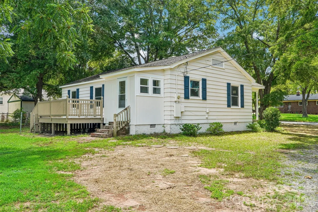 Photo of 808 Lowery Street