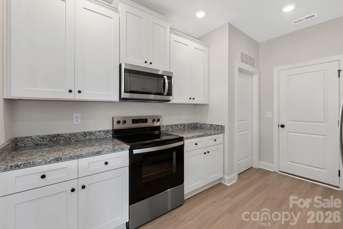 Photo of 714 Willow Estates Drive