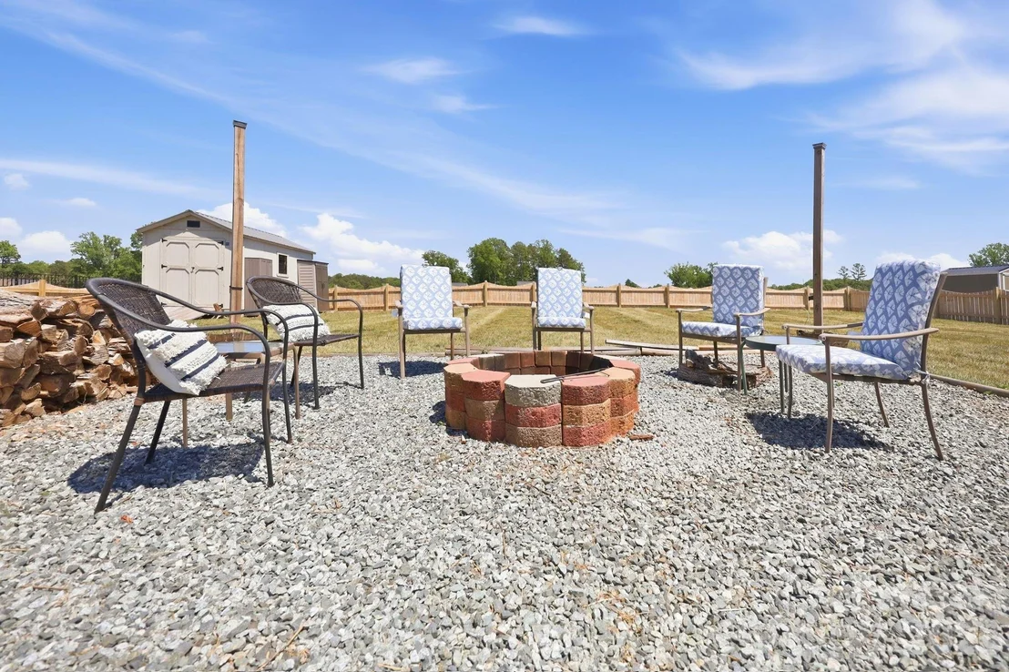 Photo of 1276 Hickory Point Drive