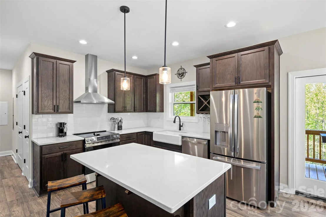 Photo of 233 Arcadia Falls Way
