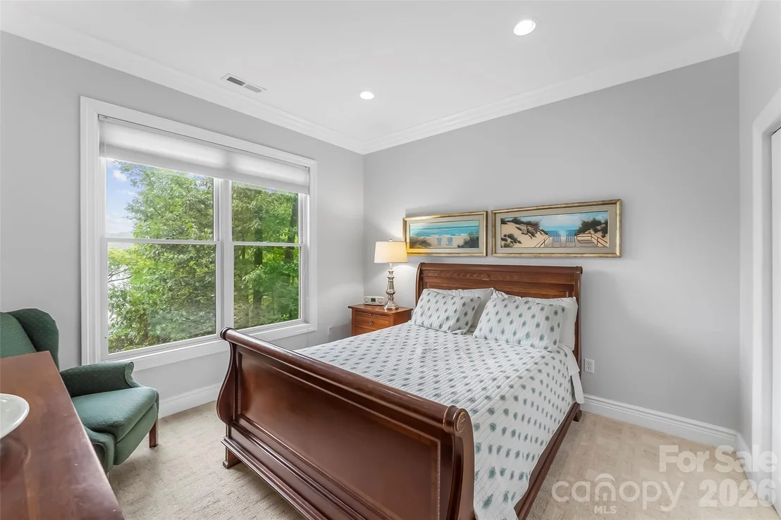 Photo of 705 Waters Edge Drive