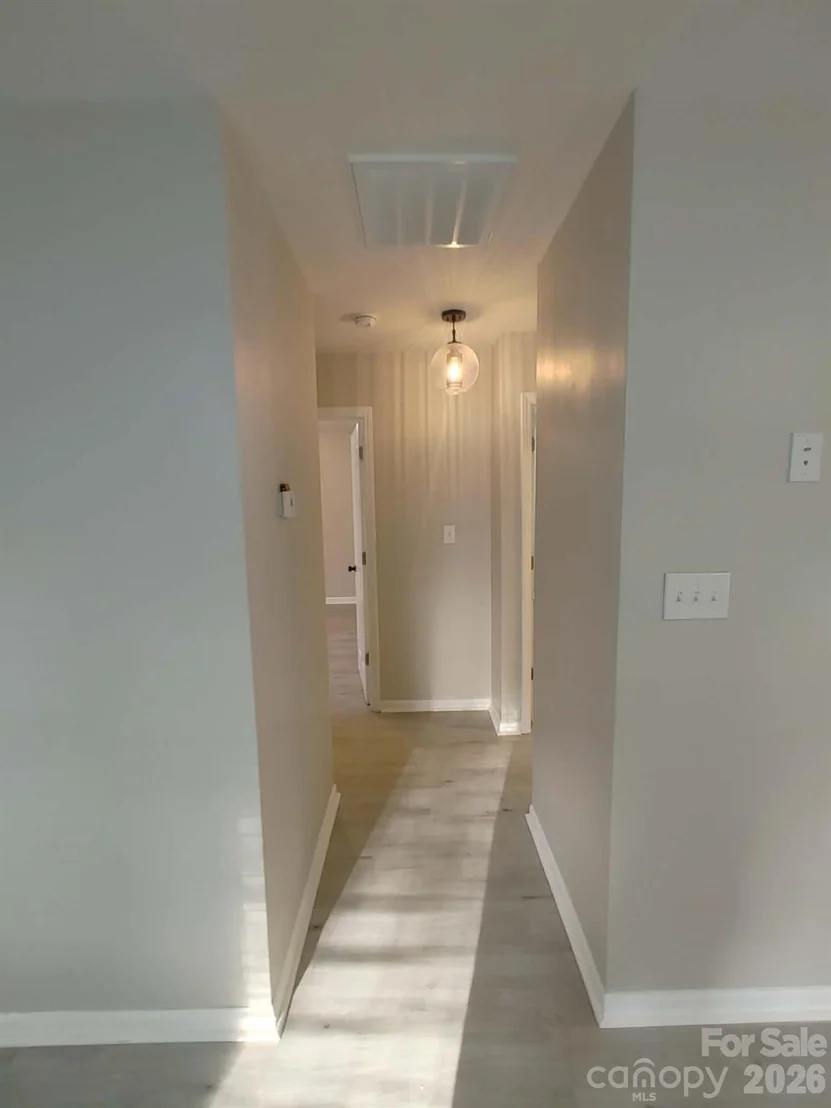 Photo of 702 Harmon Road