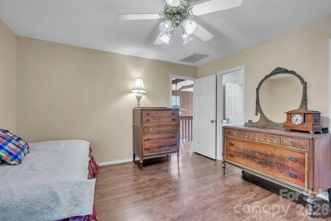 Photo of 412 Smith Road