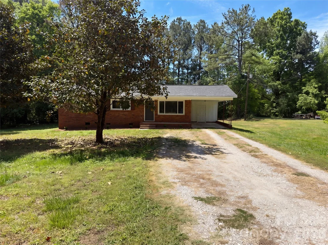 Photo of 2155 Airdale Road