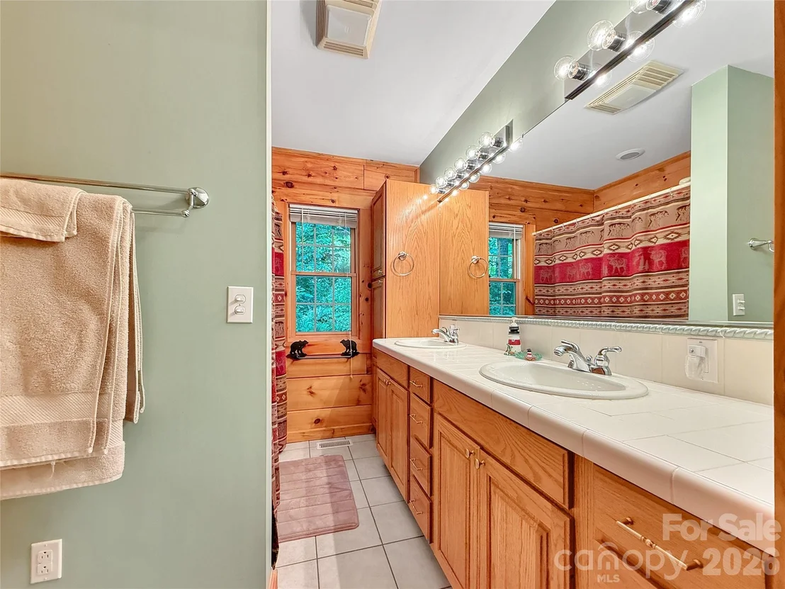 Photo of 219 Red Maple Lane