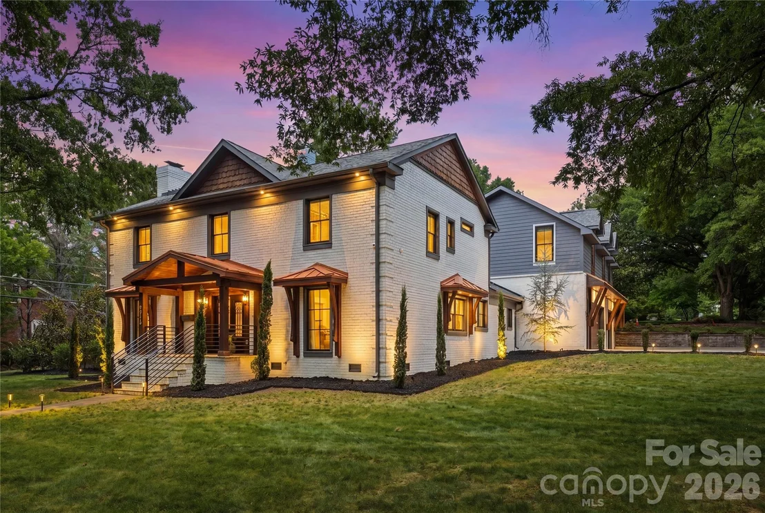 Photo of 2919 Colony Road